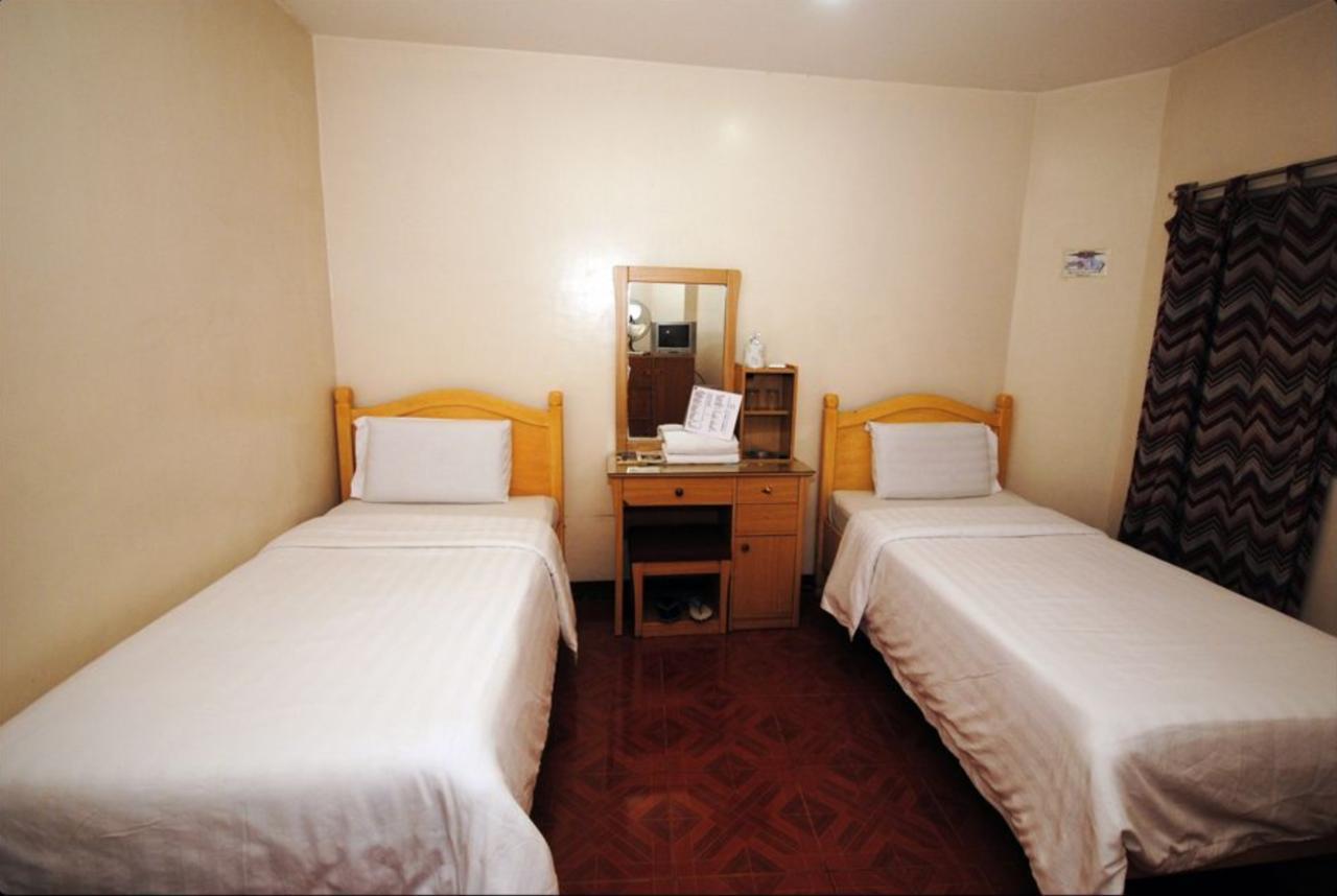 Hotel 45 Extension Baguio City Buitenkant foto